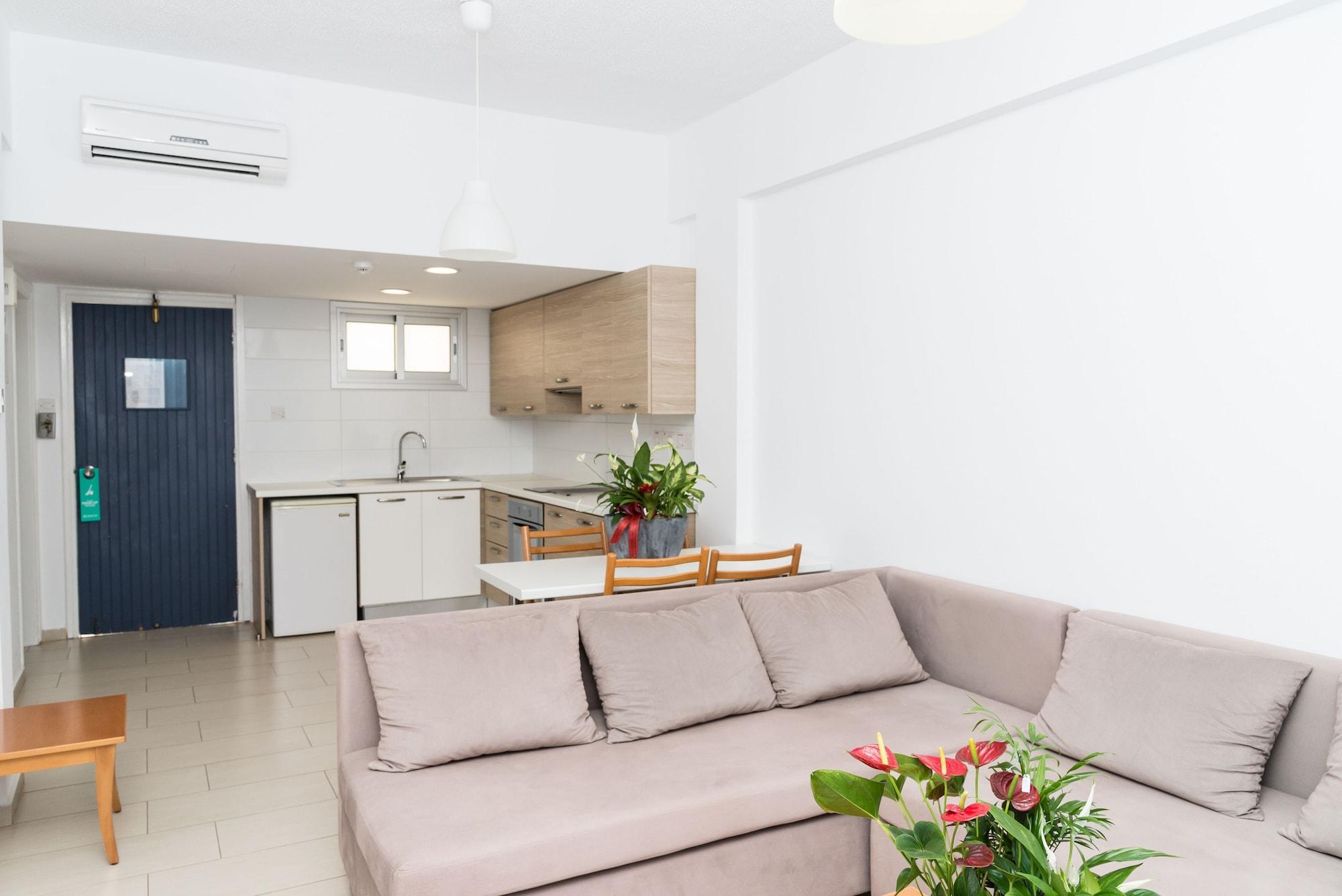 Apartmán Helios 2 Paphos Exteriér fotografie