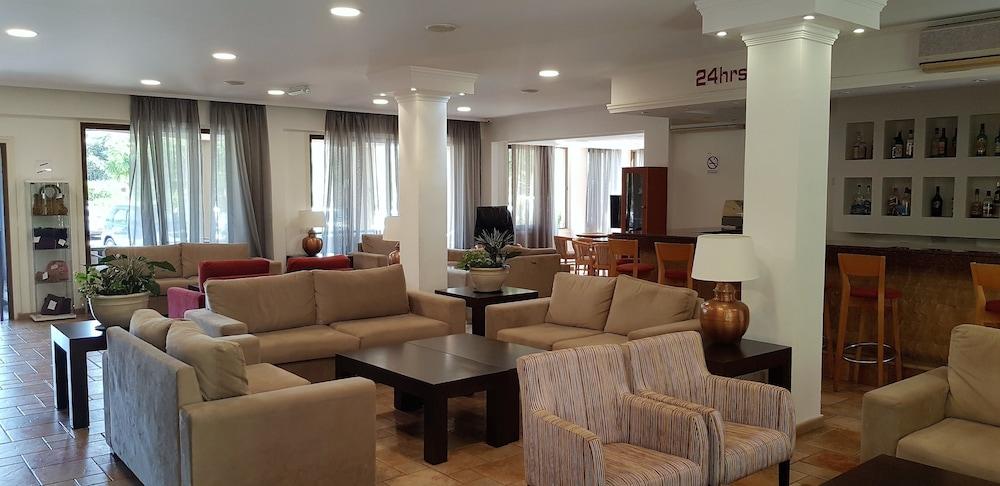 Apartmán Helios 2 Paphos Exteriér fotografie