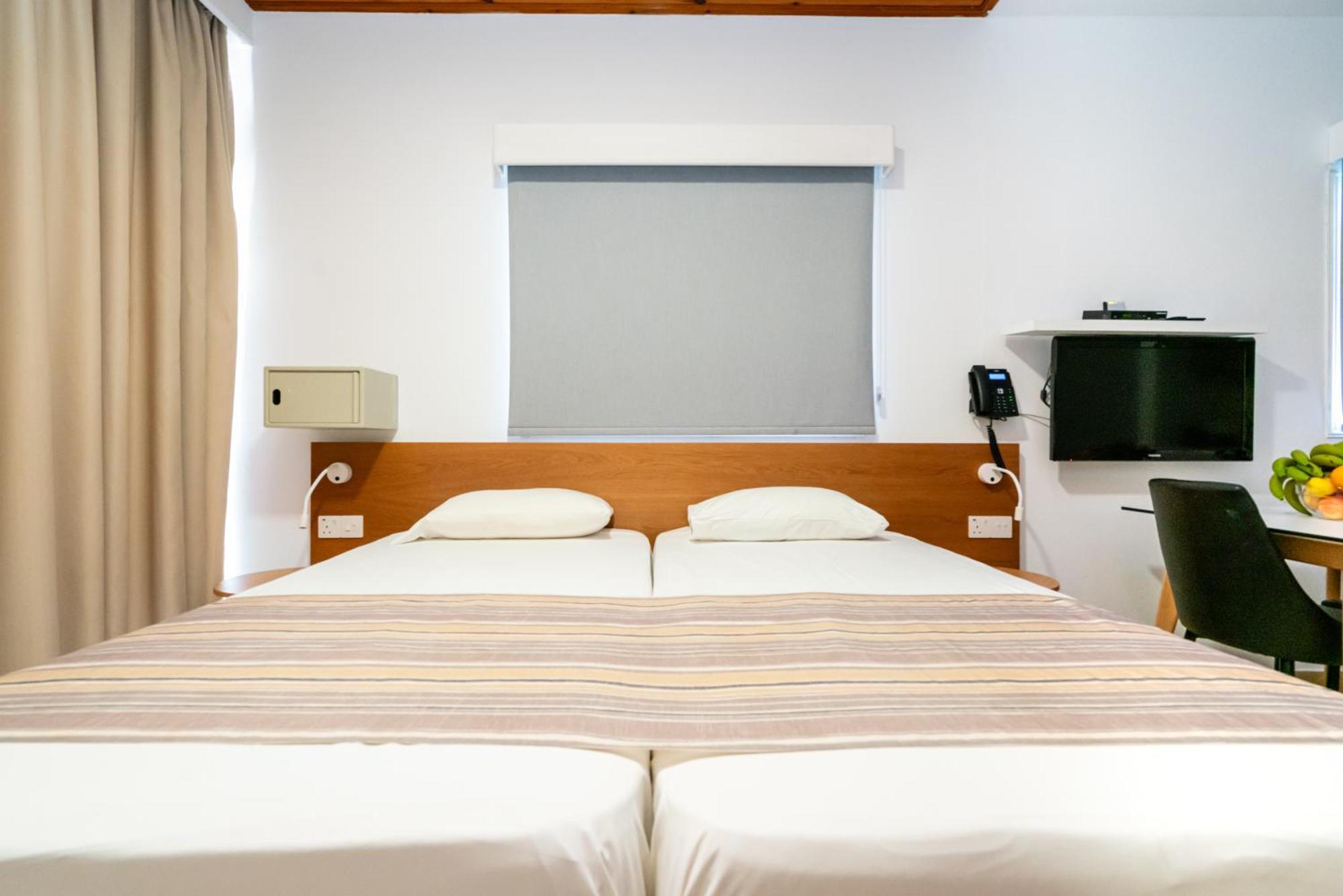 Apartmán Helios 2 Paphos Exteriér fotografie