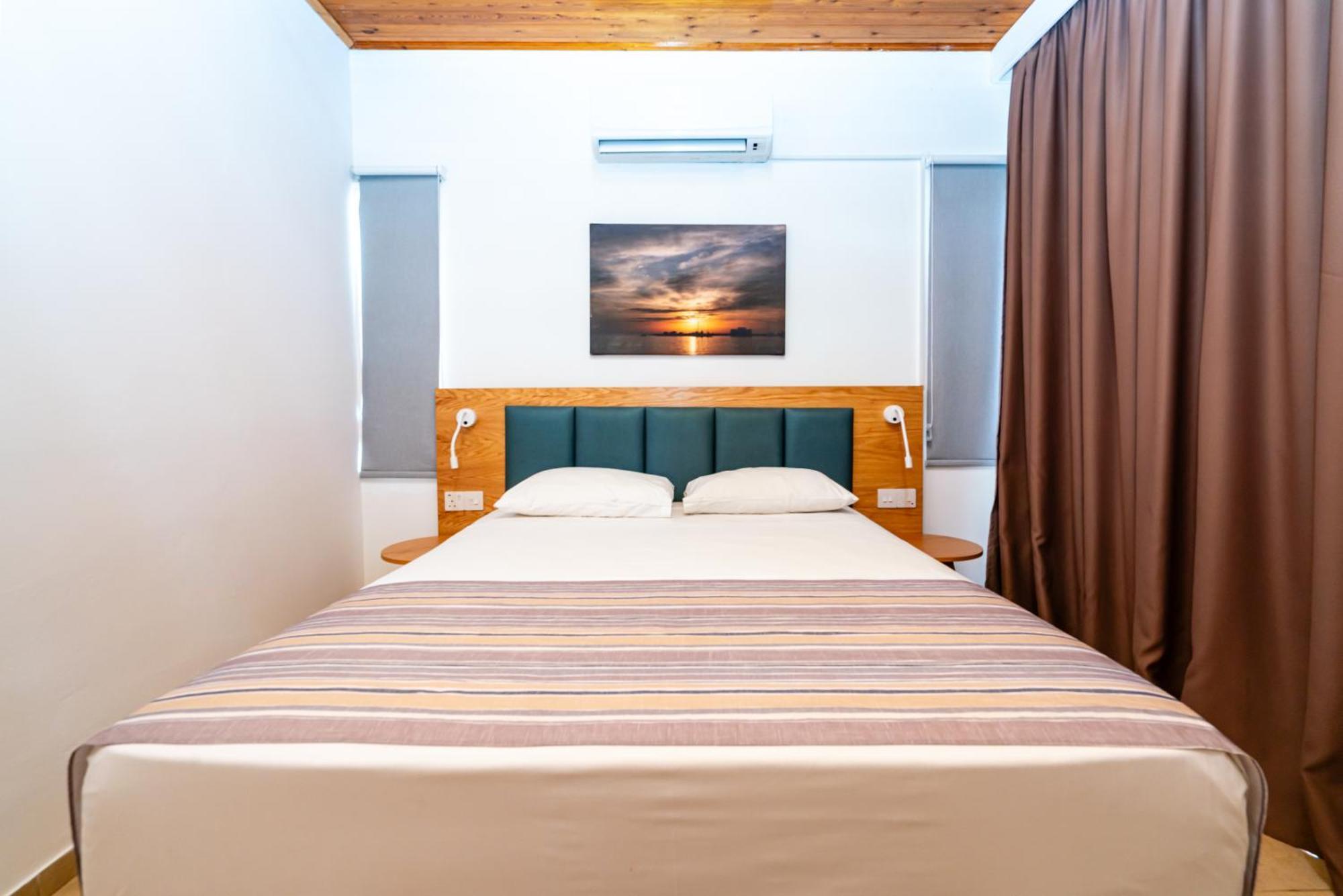 Apartmán Helios 2 Paphos Exteriér fotografie